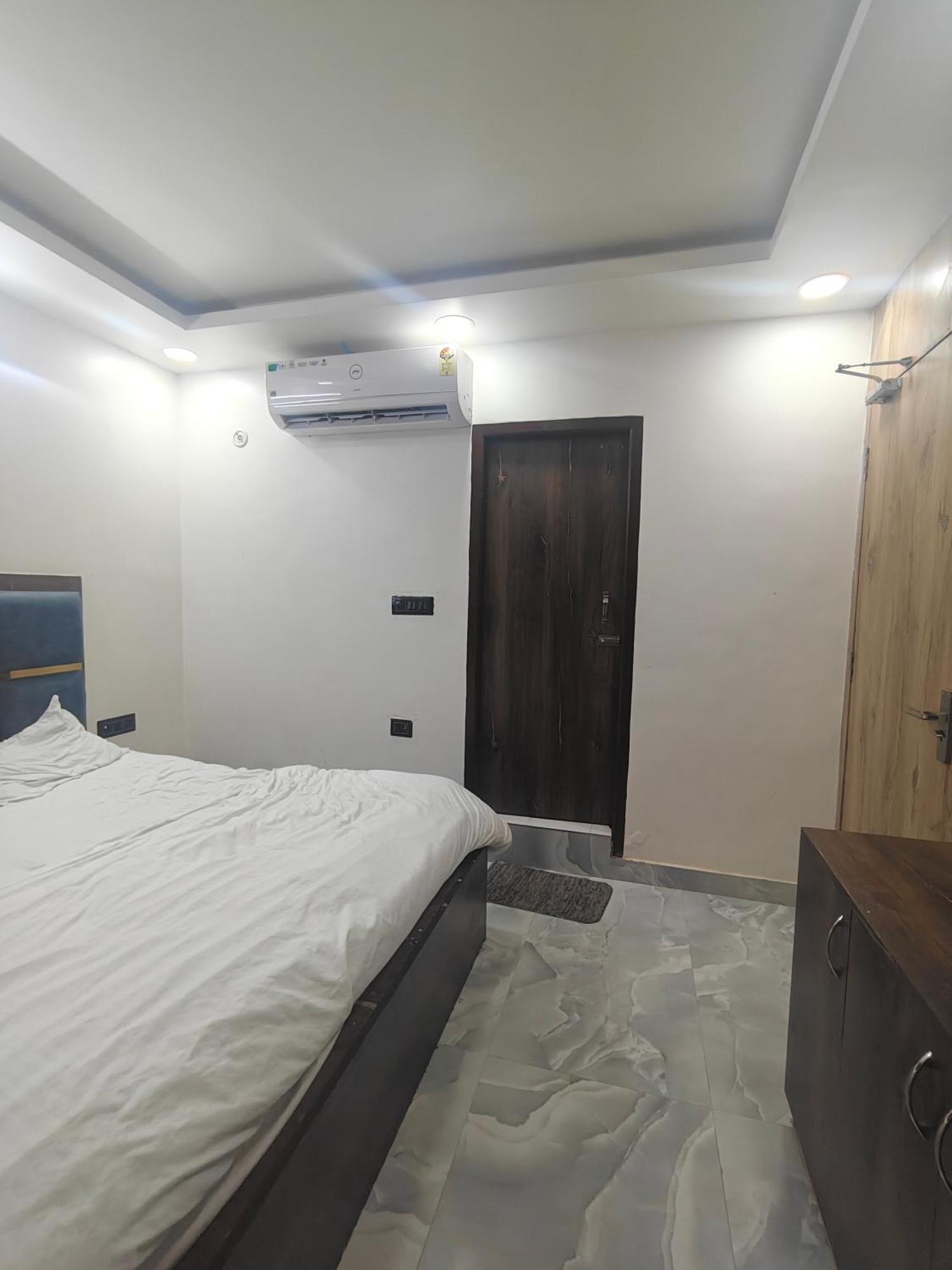 Hotel Love Inn Lucknow Eksteriør billede